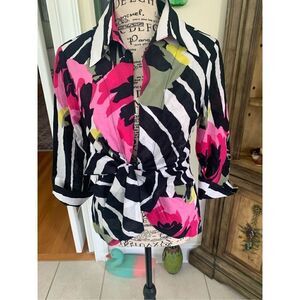 Mishca Bold Floral Print Top